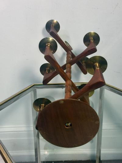 Vladimir Kagan MID CENTURY MODERNIST WALNUT BRASS 8 LIGHT CANDLESTICK IN THE MANNER OF KAGAN