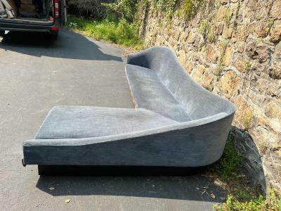 Vladimir Kagan MONUMENTAL CURVACEOUS MODERN L SHAPED SOFA IN THE MANNER OF VLADIMIR KAGAN