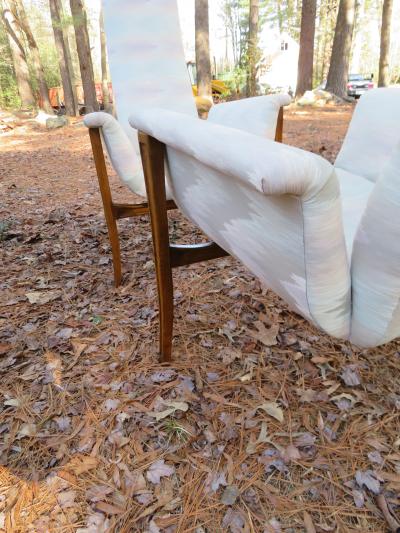 Vladimir Kagan Magnificent Pair Vladimir Kagan style Sculptural 3 Leg Lounge Chairs Mid Century