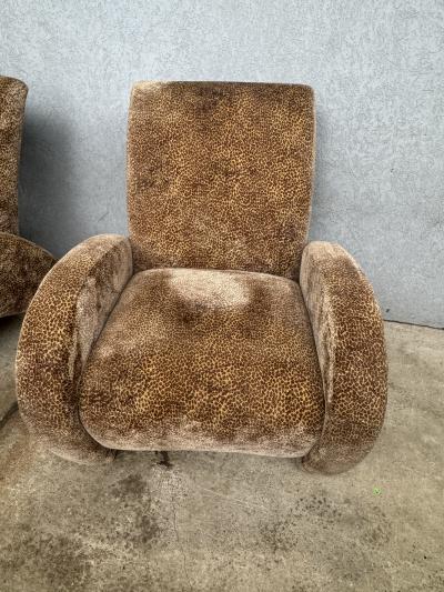 Vladimir Kagan OUTSTANDING SCULPTURAL LEOPARD PRINT PAIR OF VLADIMIR KAGAN STYLE LOUNGE CHAIRS