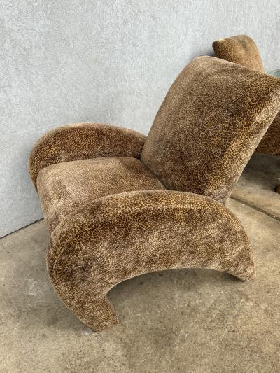 Vladimir Kagan OUTSTANDING SCULPTURAL LEOPARD PRINT PAIR OF VLADIMIR KAGAN STYLE LOUNGE CHAIRS