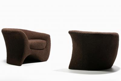Vladimir Kagan Pair of Vladimir Kagan Hurricane Lounge Chairs in New Chocolate Brown Boucl 