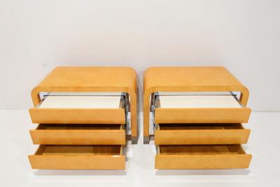 Vladimir Kagan Pair of Vladimir Kagan Nightstands
