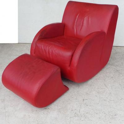Vladimir Kagan Pair of Vladimir Kagan Rock Star His and Her Lounge Chairs and Ottoman