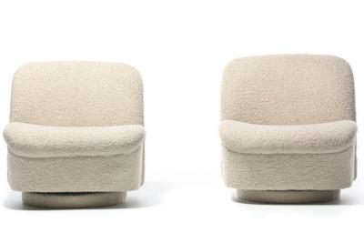 Vladimir Kagan Pair of Vladimir Kagan for Directional Swivel Chairs and Ottoman in Ivory Boucl 