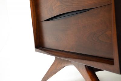 Vladimir Kagan Rare Vladimir Kagan Three Drawer Dresser for Grosfeld House circa 1955
