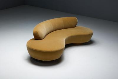 Vladimir Kagan Serpentine Sofa by Vladimir Kagan for Directional United States 1980s