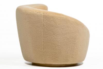 Vladimir Kagan Single Vladimir Kagan Nautilus Swivel Chair in Hand Sewn Butterscotch Shearling
