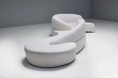 Vladimir Kagan Sofa by Vladimir Kagan for Roche Bobois France 2003
