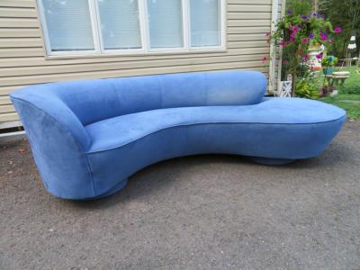 Vladimir Kagan Stunning Pair Vladimir Kagan Serpentine Directional Cloud Sofas Mid Century