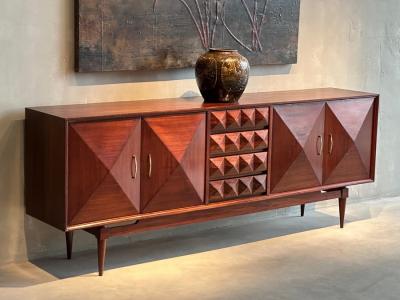 Vladimir Kagan UNUSUAL MID CENTURY WALNUT SIDEBOARD ENFILADE 1960