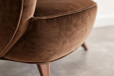 Vladimir Kagan Vladimir Kagan Barrel Lounge Chairs in Brown Velvet and Walnut Legs