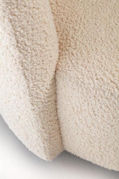 Vladimir Kagan Vladimir Kagan Bilbao Swivel Slipper Chairs in Ivory Boucl 