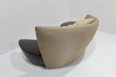 Vladimir Kagan Vladimir Kagan Bilboa Sofa in Silk and Leather