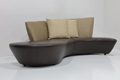Vladimir Kagan Vladimir Kagan Bilboa Sofa in Silk and Leather