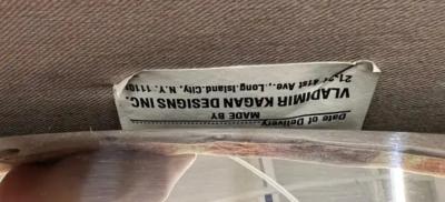 Vladimir Kagan Vladimir Kagan Crescent Lounge Chair in Ivory Boucle and Black Leather 1970s