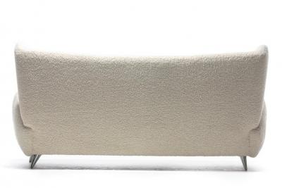 Vladimir Kagan Vladimir Kagan Fiftyish Sofa in Super Soft Ivory White Boucl