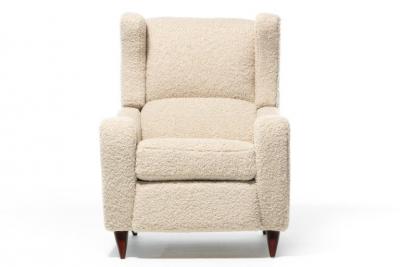 Vladimir Kagan Vladimir Kagan Juno Wingback Recliner Chairs in Soft Ivory White Boucl 