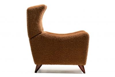 Vladimir Kagan Vladimir Kagan Juno Wingback Recliner in Soft Cocoa Brown Boucl 