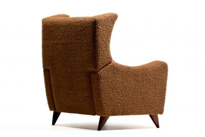 Vladimir Kagan Vladimir Kagan Juno Wingback Recliner in Soft Cocoa Brown Boucl 