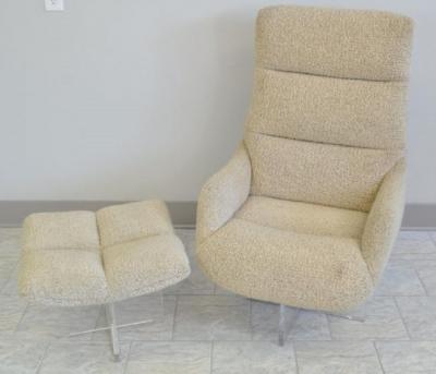 Vladimir Kagan Vladimir Kagan Lucite Lounge Chair and Ottoman