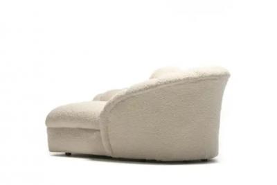 Vladimir Kagan Vladimir Kagan Post Modern Clam Chaise Lounge in Soft Ivory White Boucl 1980s