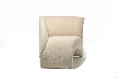 Vladimir Kagan Vladimir Kagan Post Modern Marilyn Chaise Lounge in Ivory White Boucl c 1986