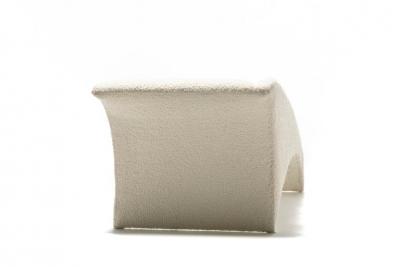 Vladimir Kagan Vladimir Kagan Post Modern Marilyn Chaise Lounge in Ivory White Boucl c 1986