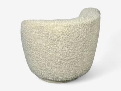 Vladimir Kagan Vladimir Kagan Style White Boucle Nautilus Style Swivel Chairs USA 1970s