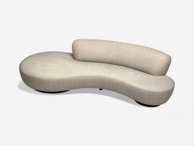 Vladimir Kagan Vladimir Kagan Walnut Fabric Monumental Serpentine Sofa USA 2000s