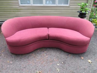 Vladimir Kagan Wonderful Biomorphic Kidney Bean Shaped Sofa by Vladimir Kagan for Directional