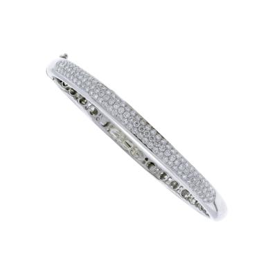 WHITE GOLD PAV DIAMOND BANGLE