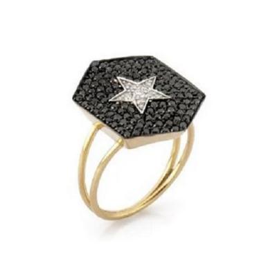 WW STAR RING WITH WHITE AND BLACK DIAMONDS