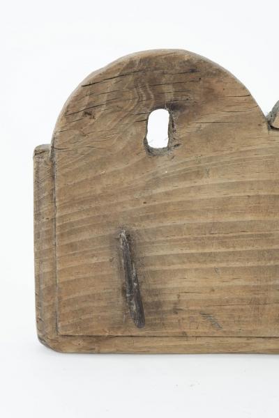 Wall Mounted Wood and Iron Game Hook