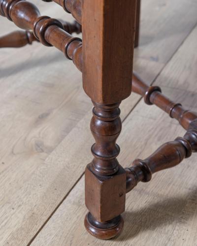 Walnut Armchair Tuscany 18th Century