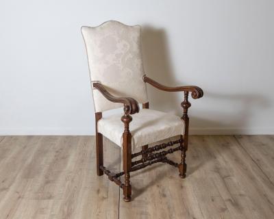 Walnut Armchair Tuscany 18th Century