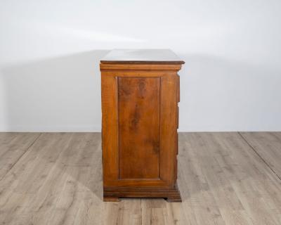 Walnut Chest Of Drawers Lombardy Early 18th Century
