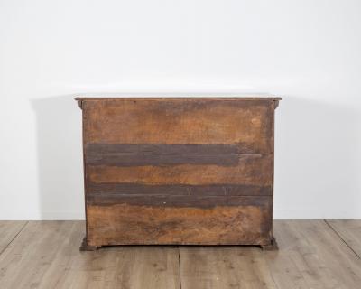 Walnut Chest Of Drawers Lombardy Early 18th Century