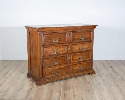 Walnut Chest Of Drawers Lombardy Early 18th Century