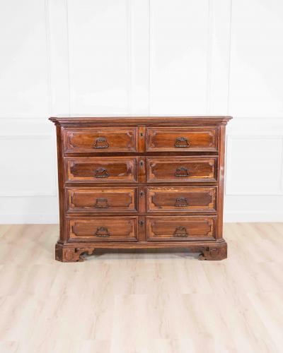 Walnut Chest Of Drawers Lombardy Early 18th Century