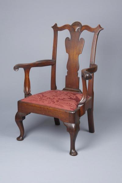 Walnut Queen Anne Arm Chair
