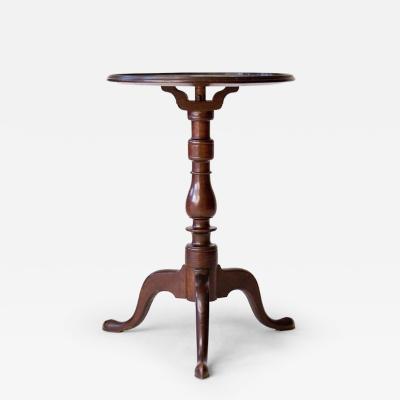 Walnut Queen Anne Candlestand