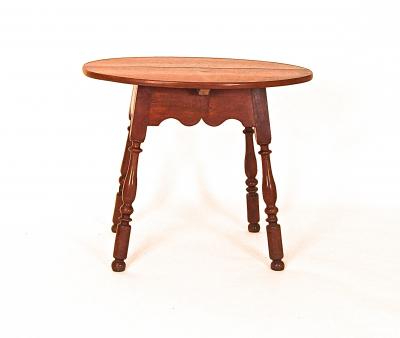 Walnut Queen Anne Oval Top Tavern Table