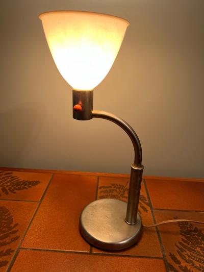 Walter Von Nessen RARE MODERNIST ART DECO LAMP BY WALTER VON NESSEN
