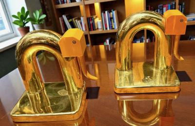 Walter Von Nessen Walter Von Nessen Chase Elephant Bookends American Art Deco Brass and Bakelite