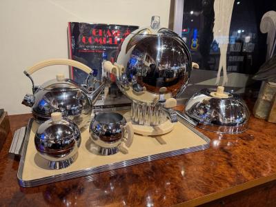 Walter Von Nessen Walter Von Nessen designed Chase Coronet Coffee and Tea Set