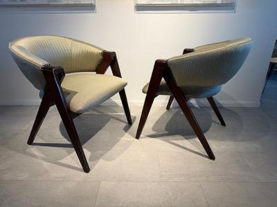 Ward Bennett Fine Pair of American modern Mahogany Chairs Ward Bennett 1960s