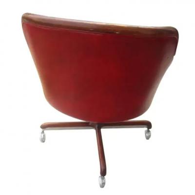 Ward Bennett One Vintage Midcentury Ward Bennett Brickel Executive Chair