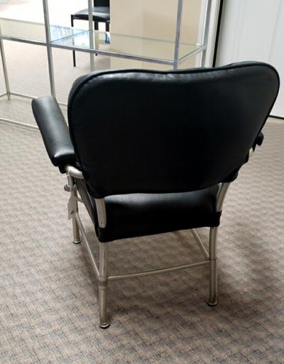 Warren McArthur Pair Armchair Warren McArthur Rare Model with Hidden Ashtrays