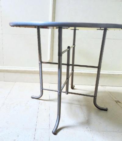 Warren McArthur Warren McArthur Furniture Corp Early Warren McArthur J Leg 36 Round Table Patent Applied For Label 1933 34